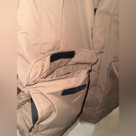 The North Face McMurdo DryVent Parka Men’s Size XL Smokey Brown/Black Fur Hood - Picture 12 of 12